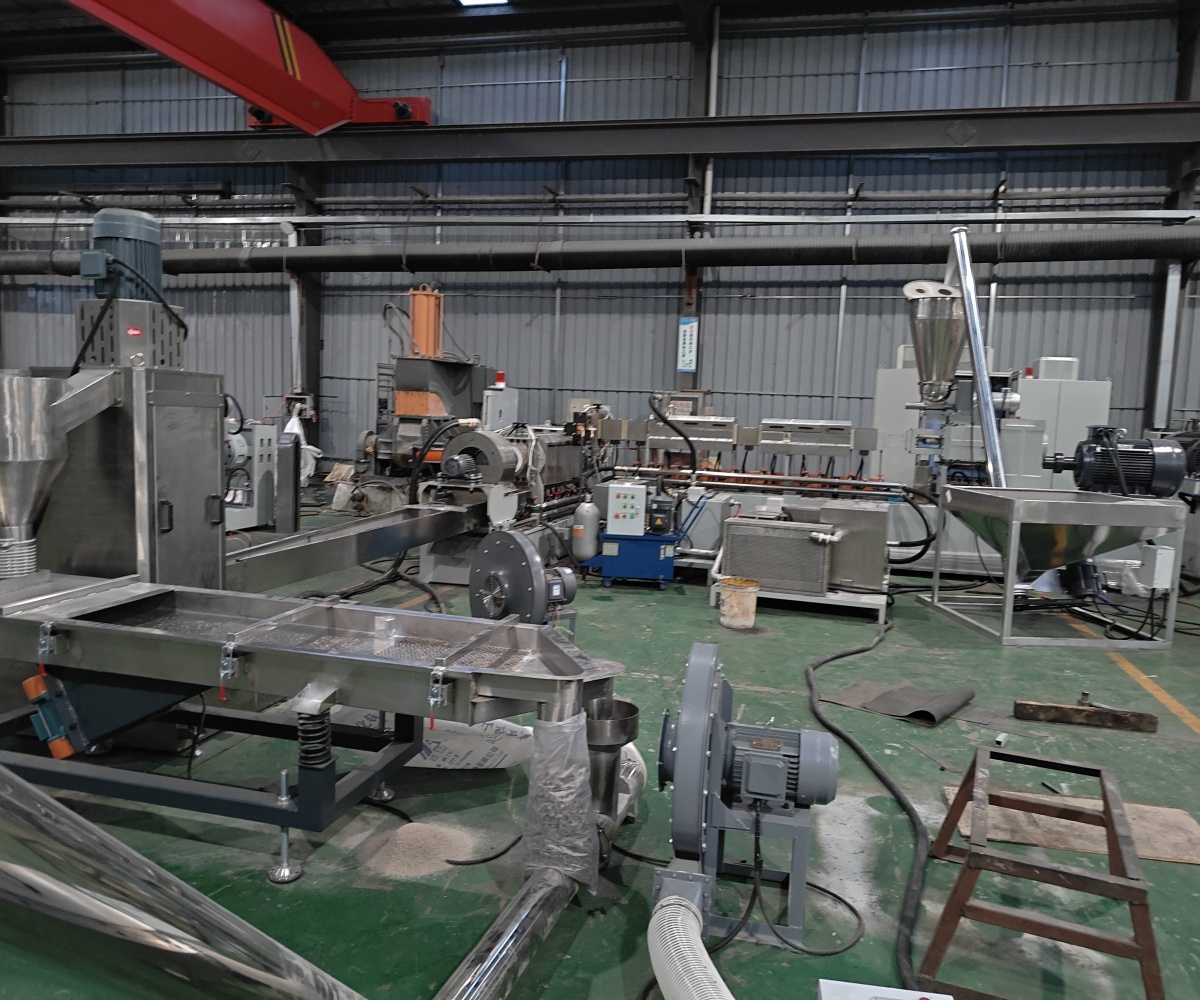 雙螺桿水環造粒機_雙螺桿水環造粒機_玖德隆機械有限公司